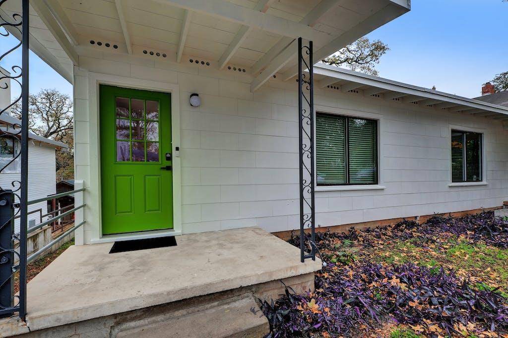 614 Highland Ave, Austin, TX 78703