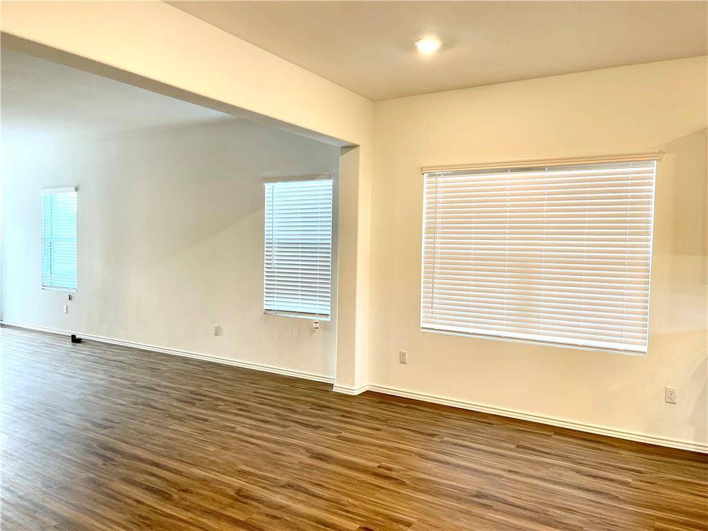 101 Blue Blaze TRL, Georgetown, TX 78628