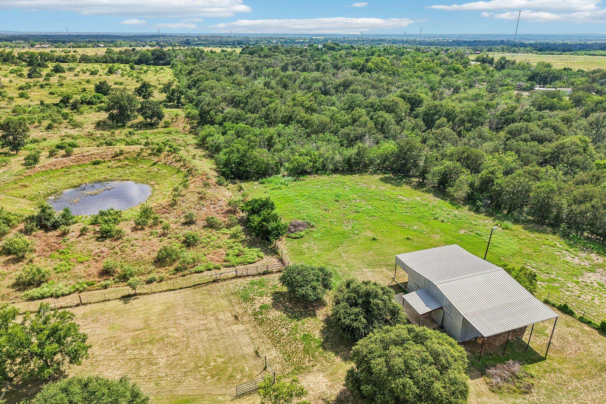 387 Goertz DR, Red Rock, TX 78662