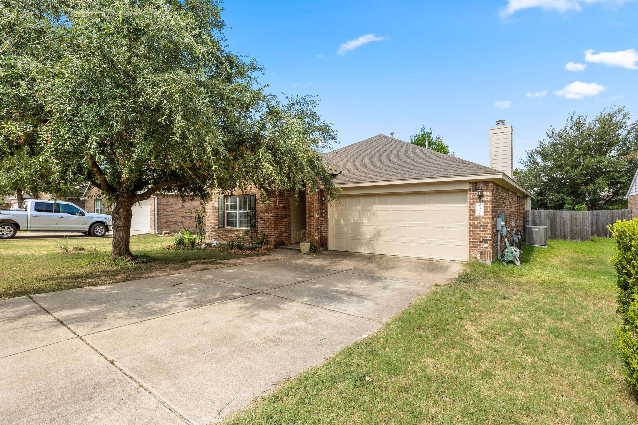 135 Justin Leonard DR, Round Rock, TX 78664