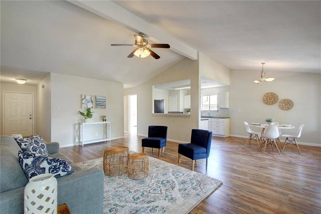 1005 E Logan ST, Round Rock, TX 78664