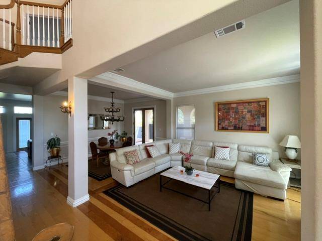1491 Inglewood ST, Austin, TX 78741