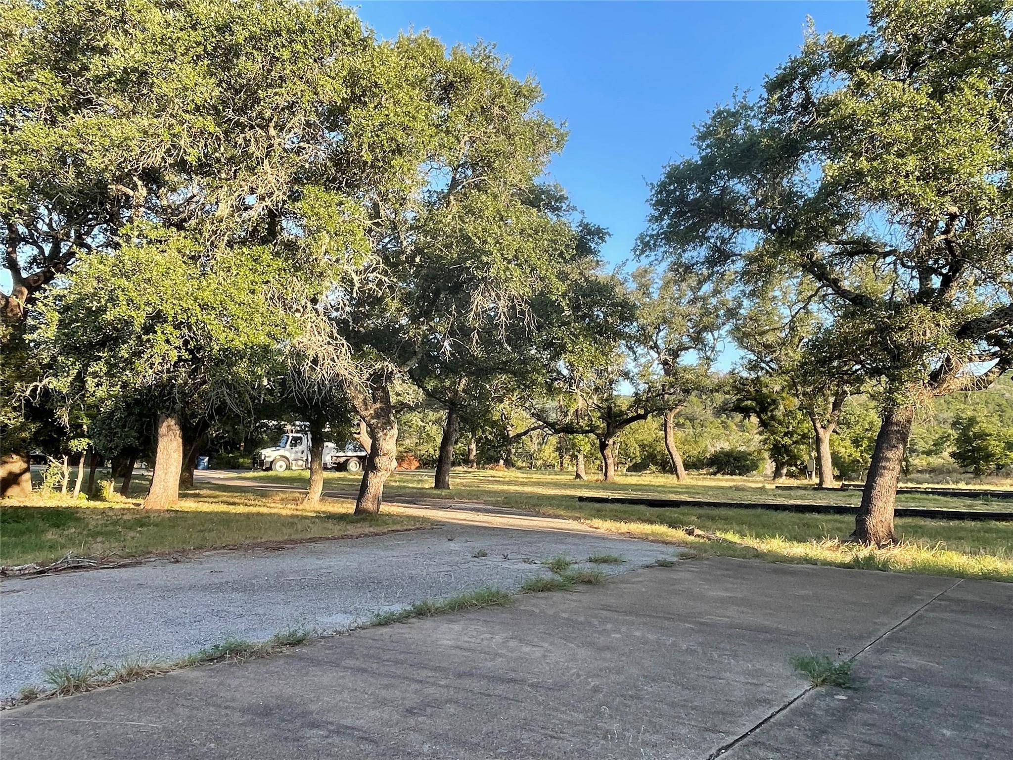 110 Wolf RUN, Burnet, TX 78611