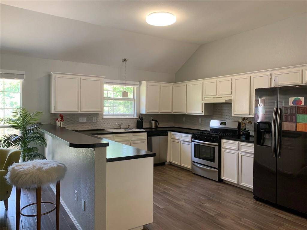 1709 Parkfield CV, Round Rock, TX 78664