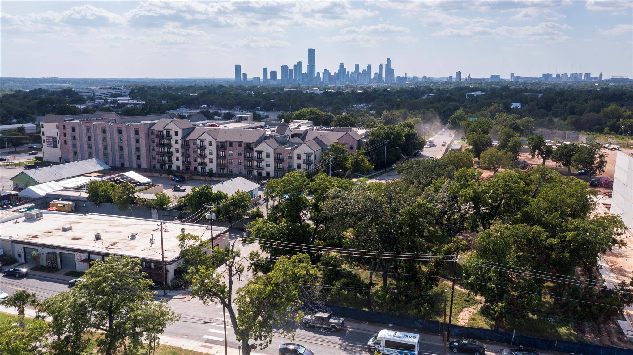757 Shady LN, Austin, TX 78702