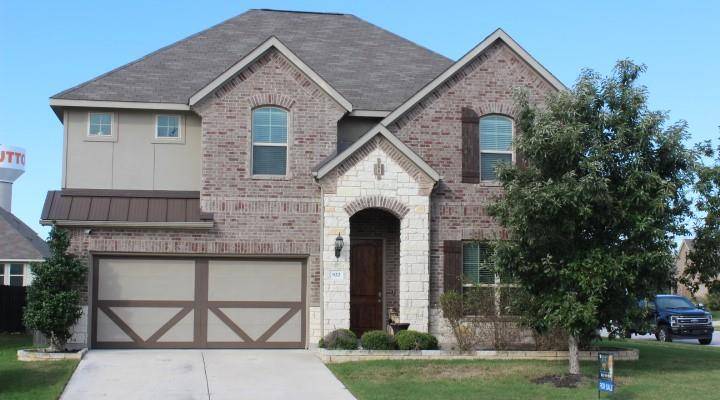 922 Emory Stable, Hutto, TX 78634