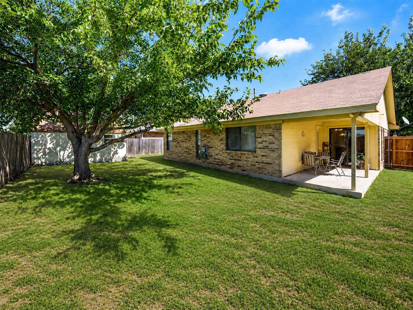 2217 Parkside DR, Denton, TX 76201