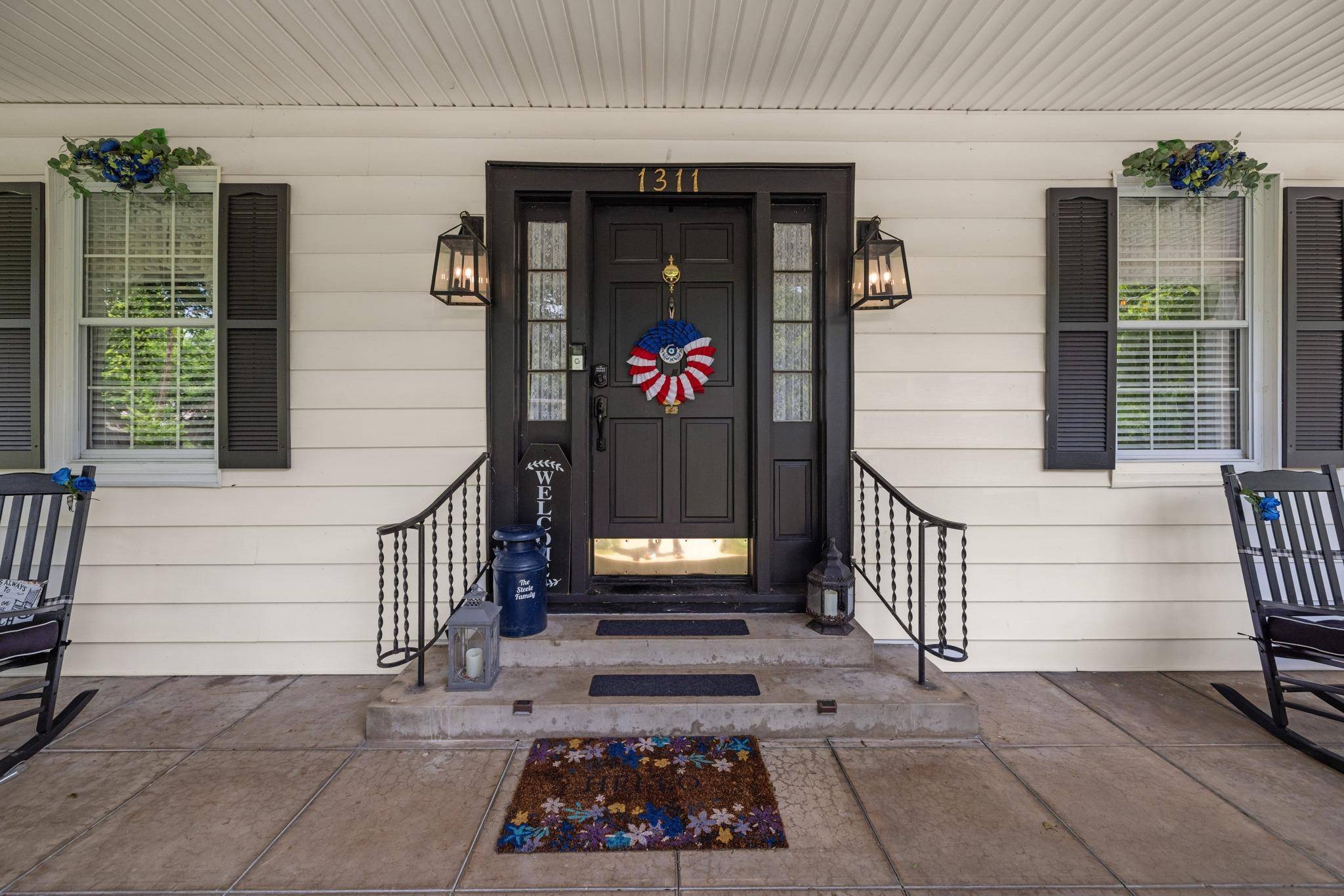 1311 W Lake DR, Taylor, TX 76574