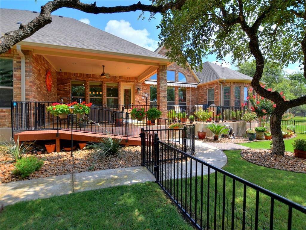 237 Gabriel Woods DR, Georgetown, TX 78633