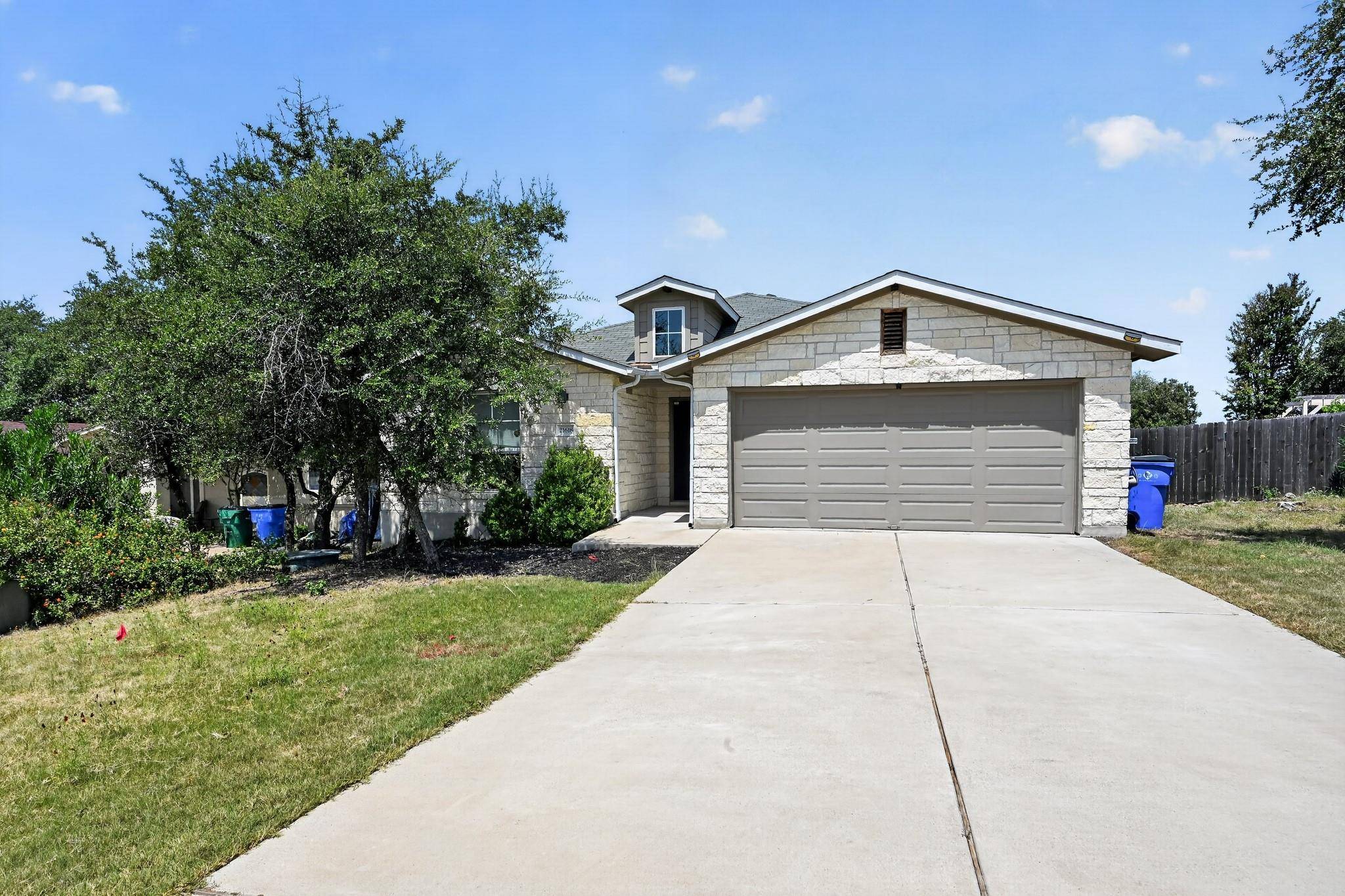 21618 Boggy Ford RD, Lago Vista, TX 78645