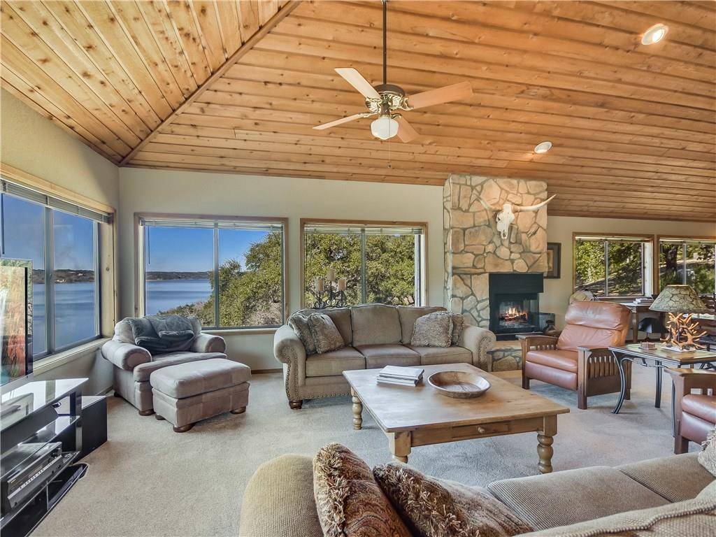 509 Coventry RD, Spicewood, TX 78669