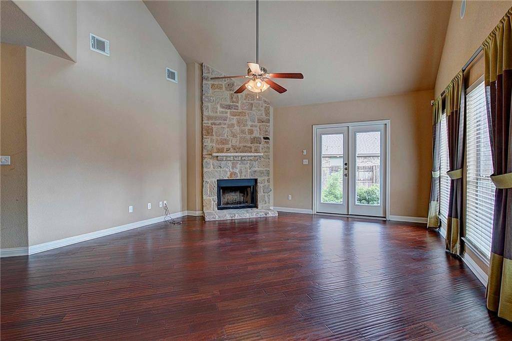 2409 Santa Clara LN, Round Rock, TX 78665