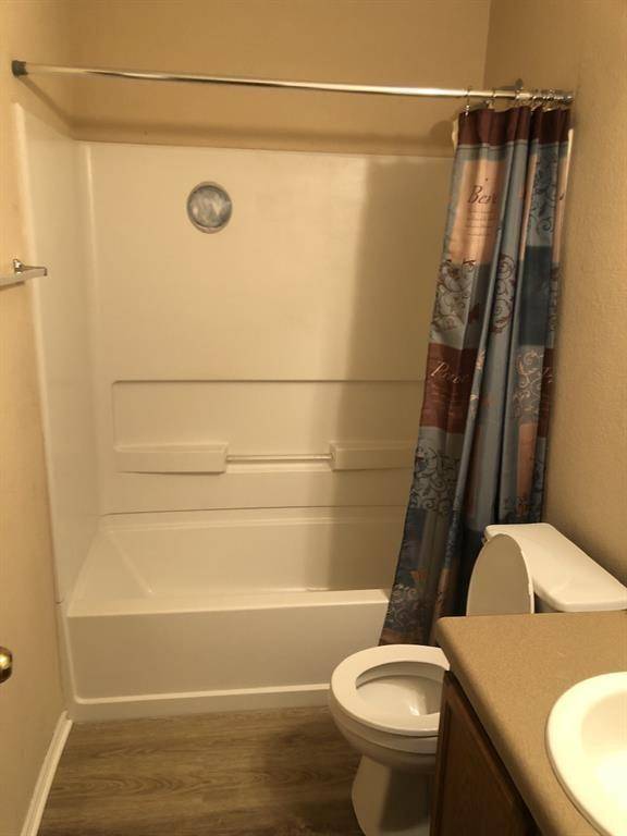 211 N Woodley RD, Leander, TX 78641