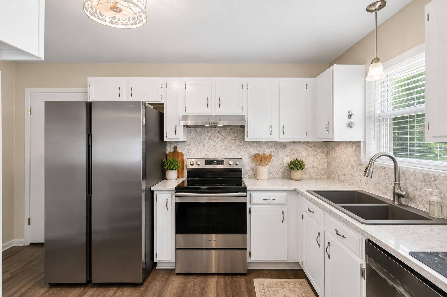 115 Village DR, Kerrville, TX 78028