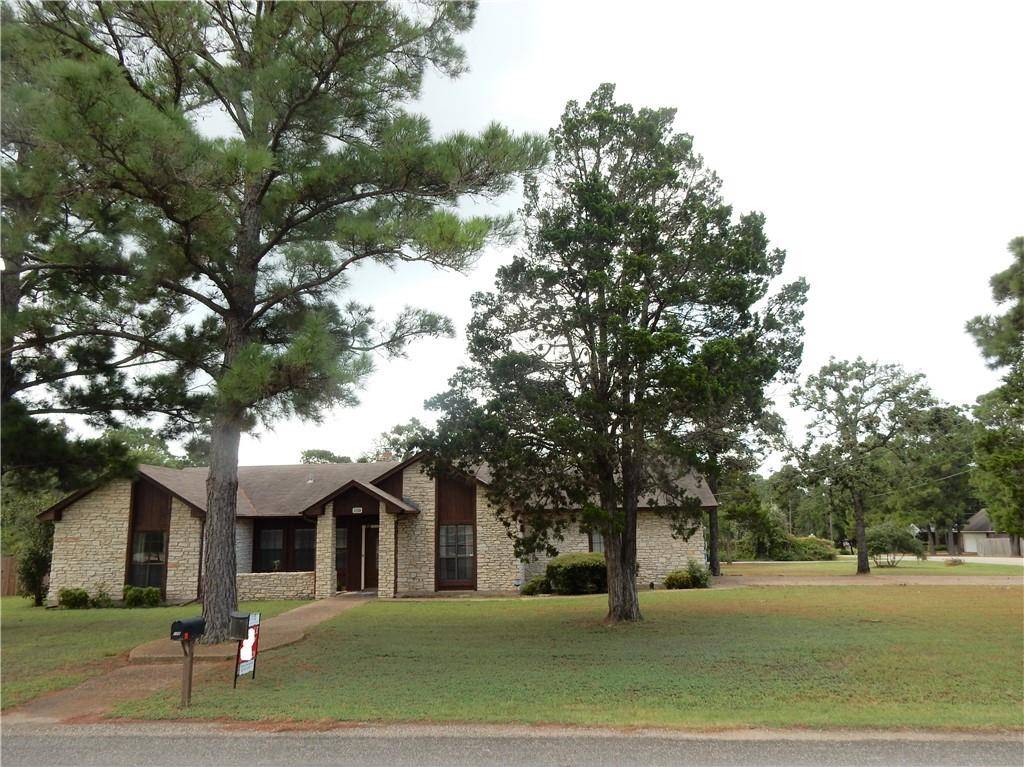 109 Mauna Loa LN, Bastrop, TX 78602