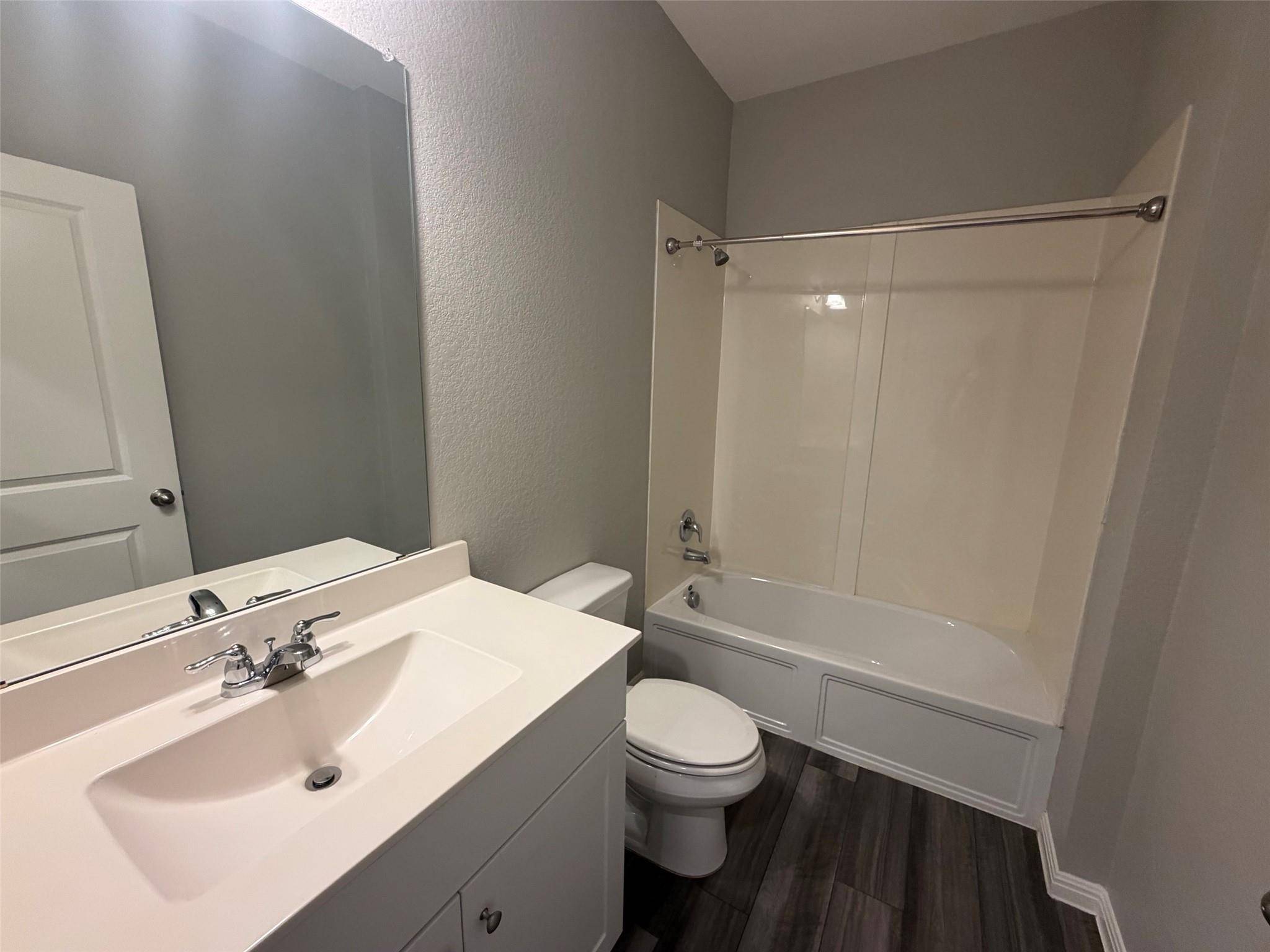 120 Aoudad RD, Hutto, TX 78634