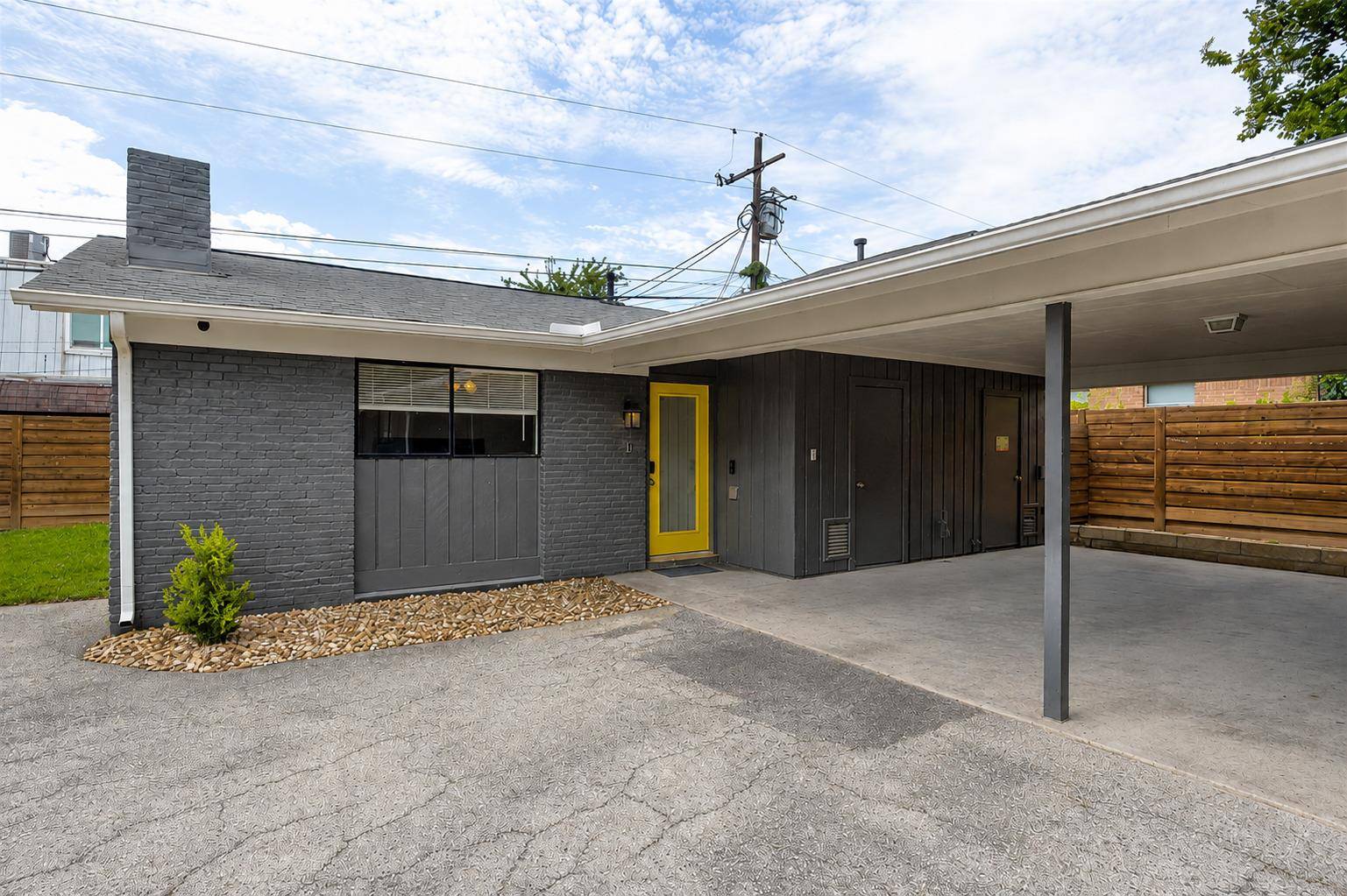 2203 Ventura DR #B, Austin, TX 78741