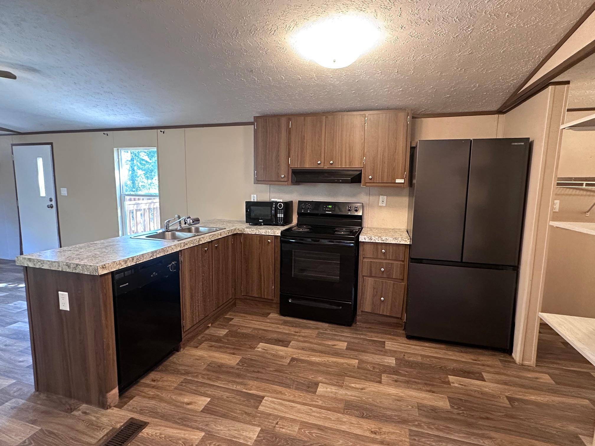 302 Lone Star RD #F, Bastrop, TX 78602