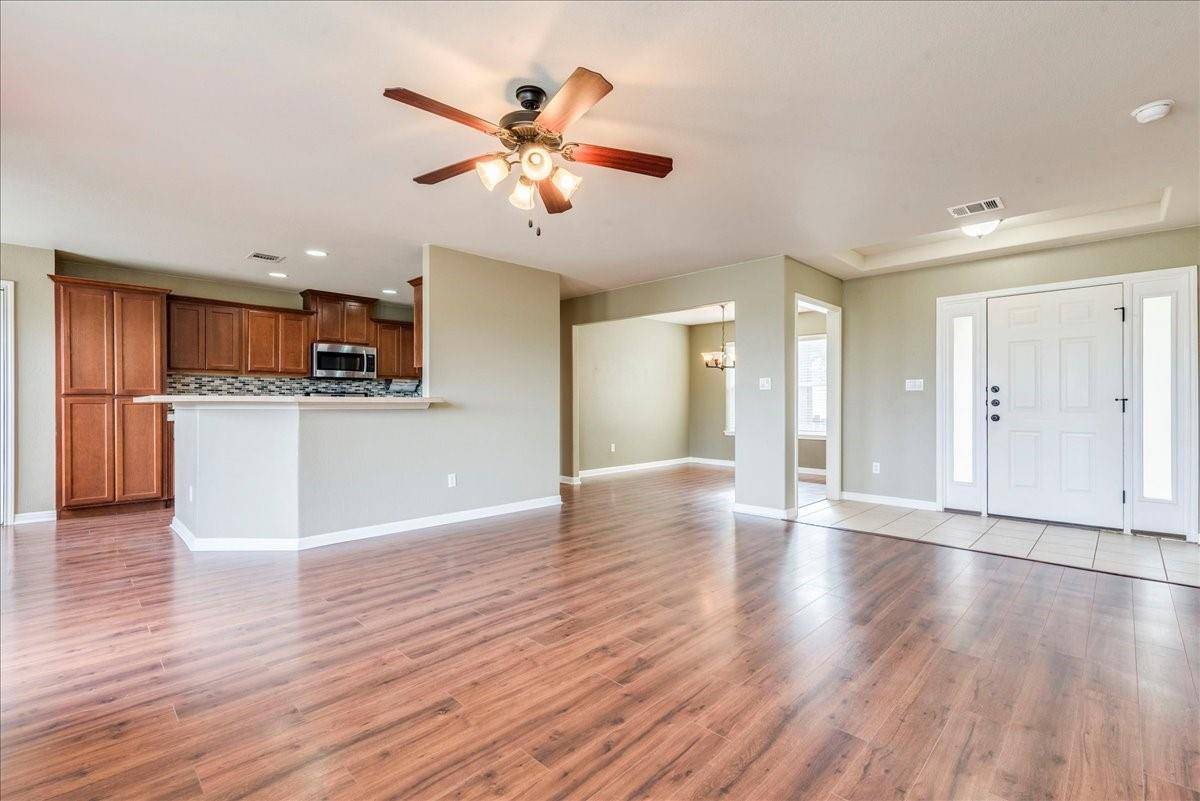 21506 Patton Ave, Lago Vista, TX 78645