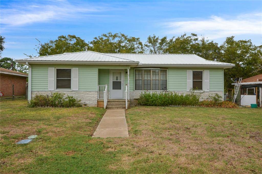 703 Miller ST, Rockdale, TX 76567