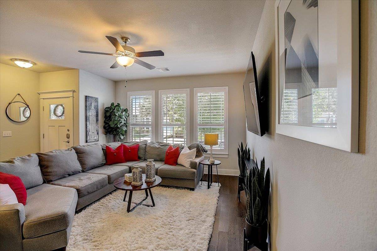 11102 Railway LN #66, Austin, TX 78717