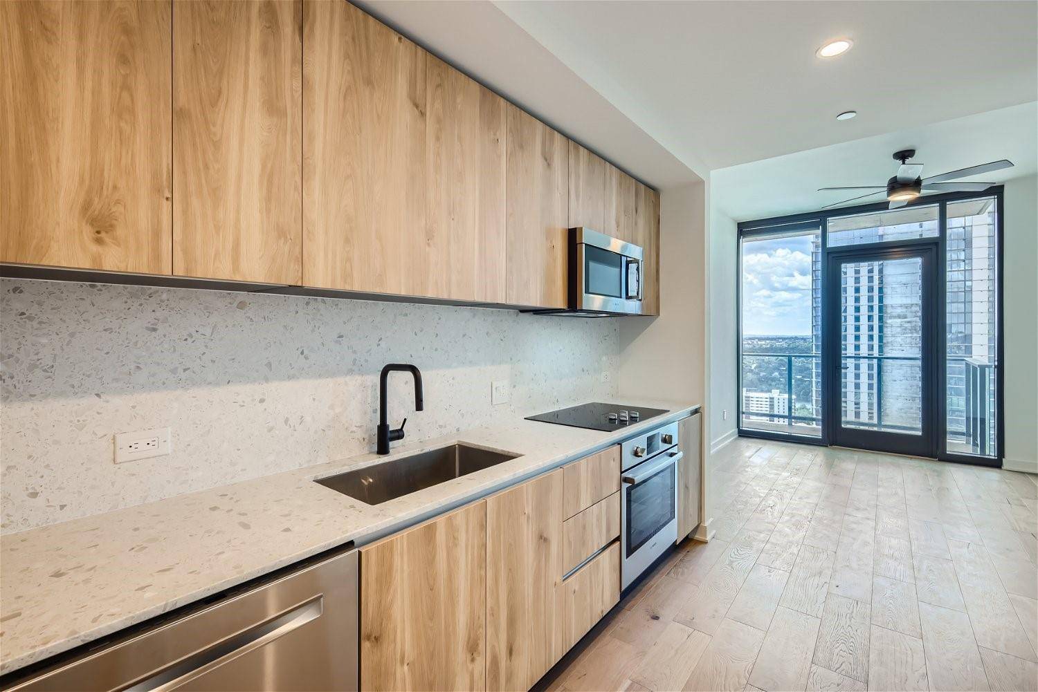 84 East Ave #3008, Austin, TX 78701