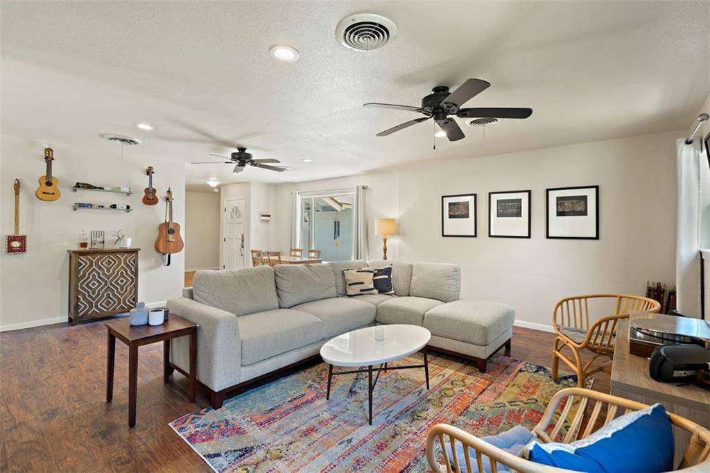 1407 E 16th ST, Georgetown, TX 78626