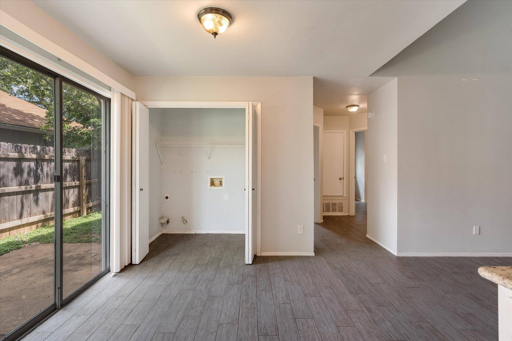 11906 Sunhillow BND #A, Austin, TX 78758
