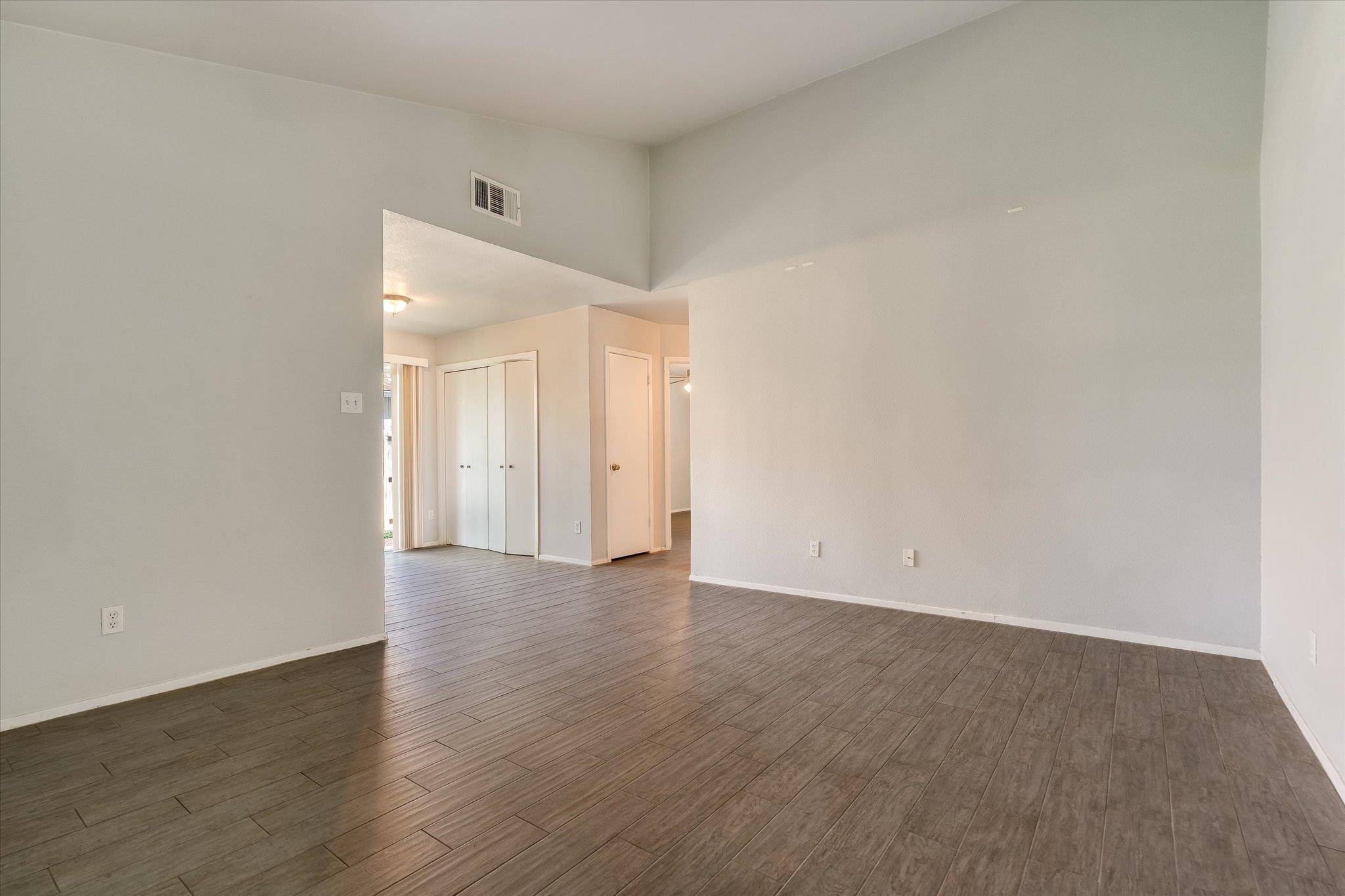 11906 Sunhillow BND #A, Austin, TX 78758