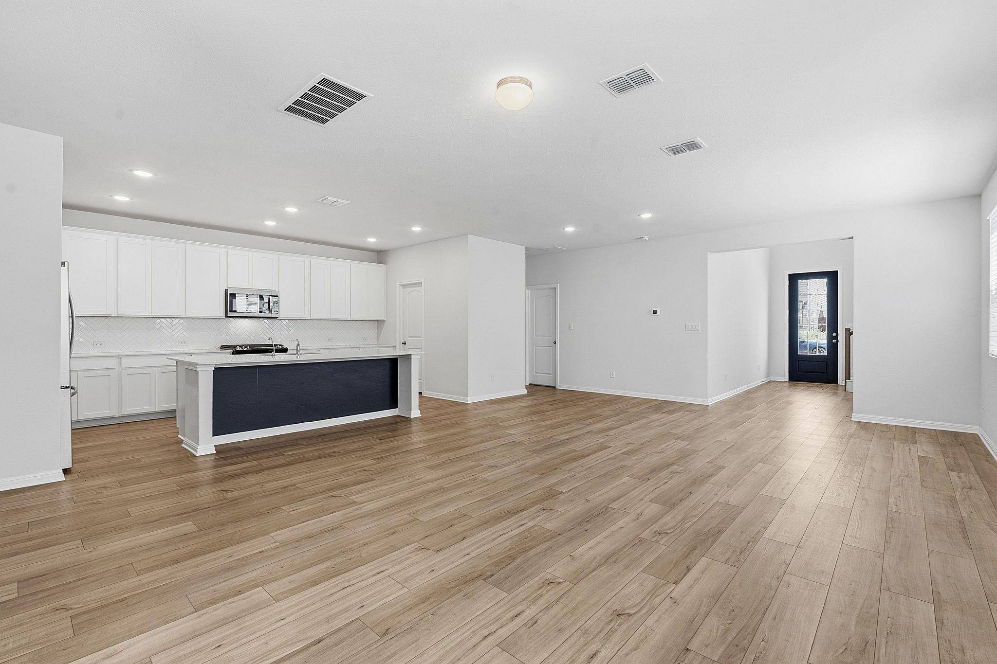 117 Clemens DR, Liberty Hill, TX 78642