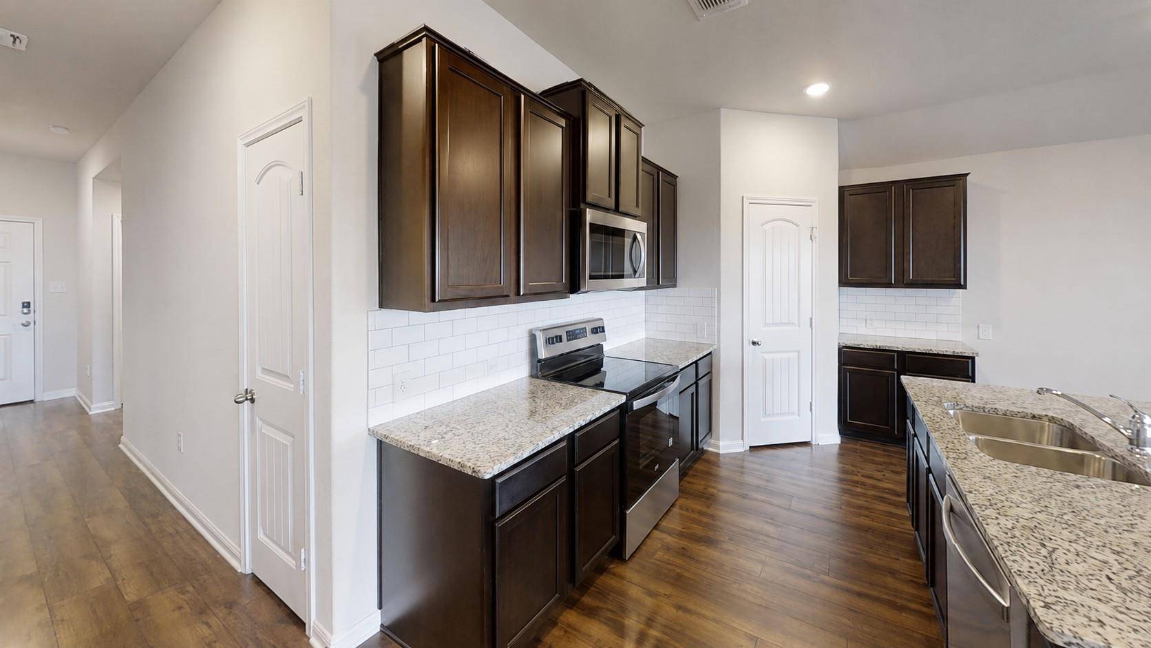 359 Pronghorn PL, New Braunfels, TX 78130
