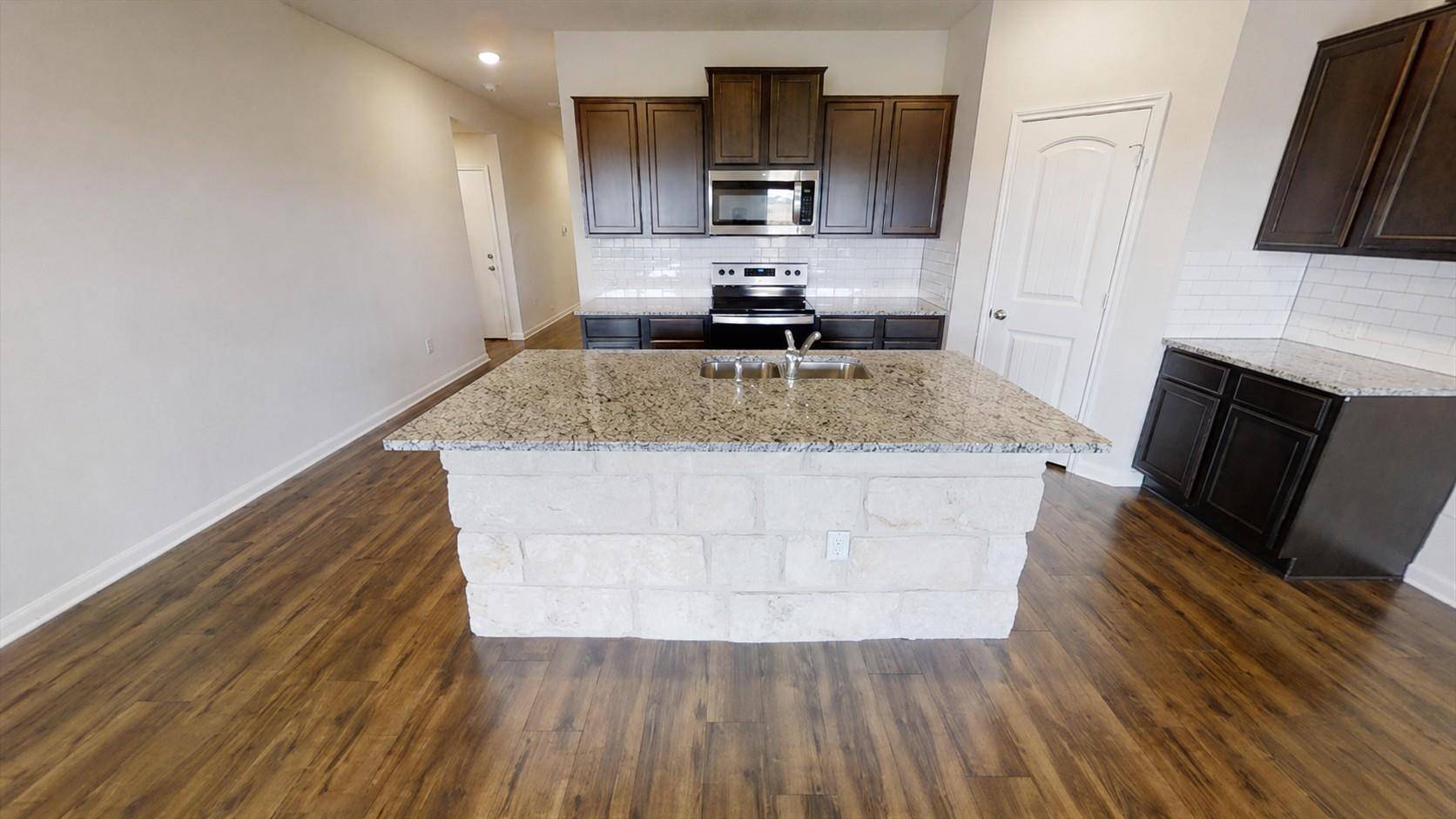 359 Pronghorn PL, New Braunfels, TX 78130
