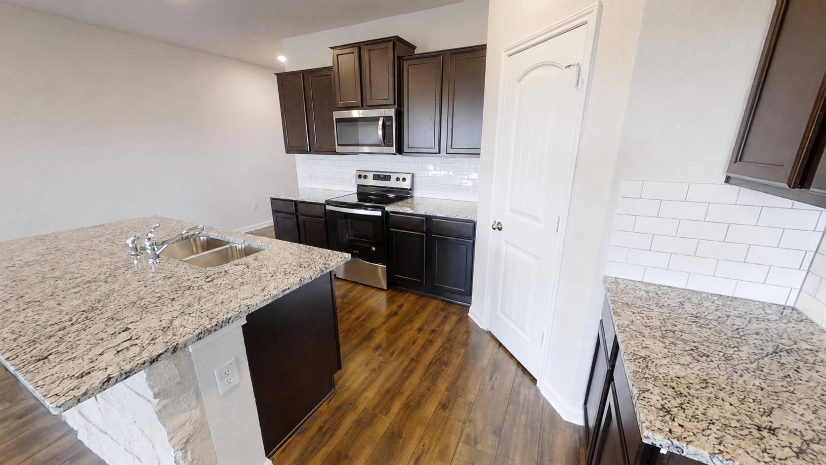 359 Pronghorn PL, New Braunfels, TX 78130