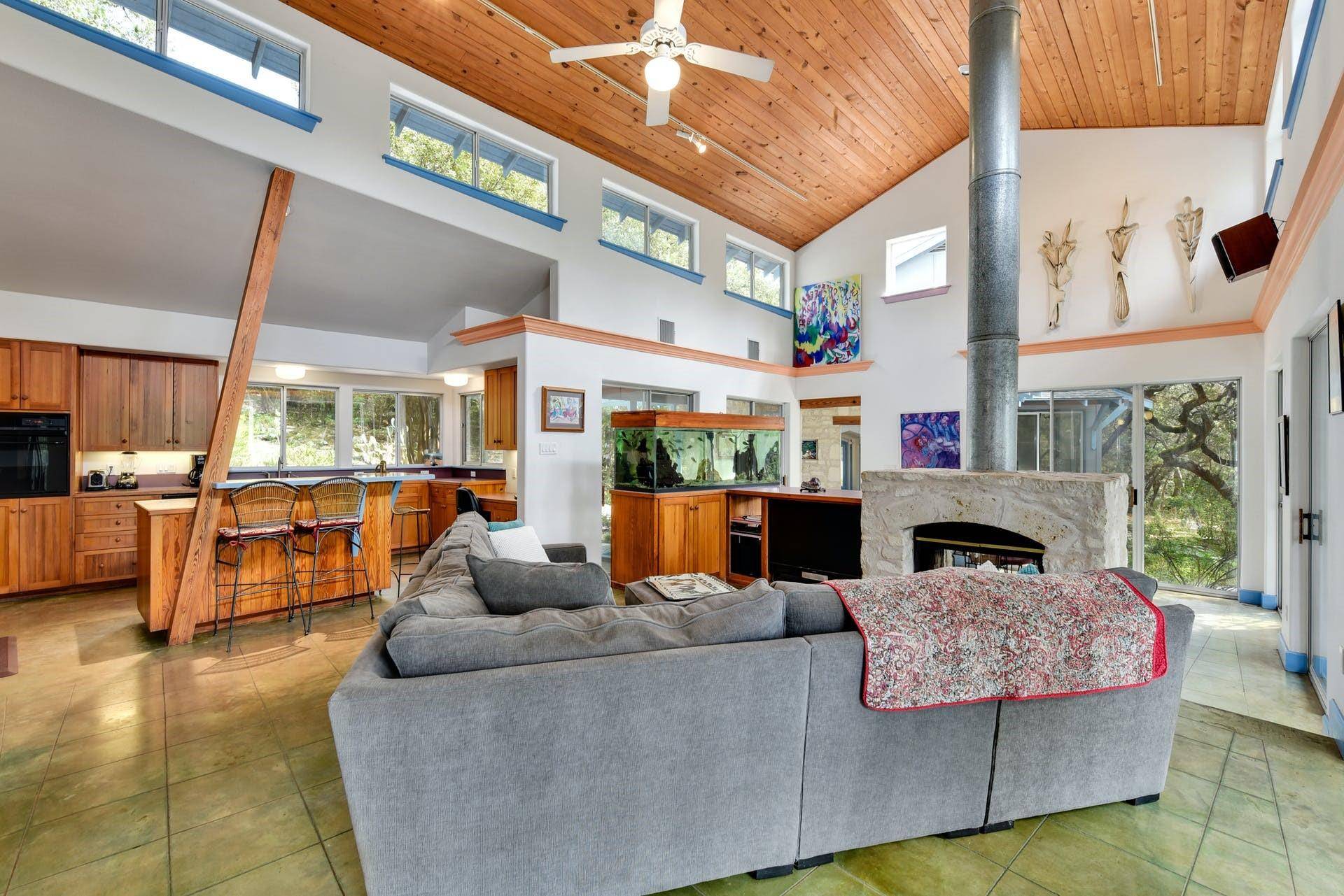 5225 Fossil Rim RD, Austin, TX 78746