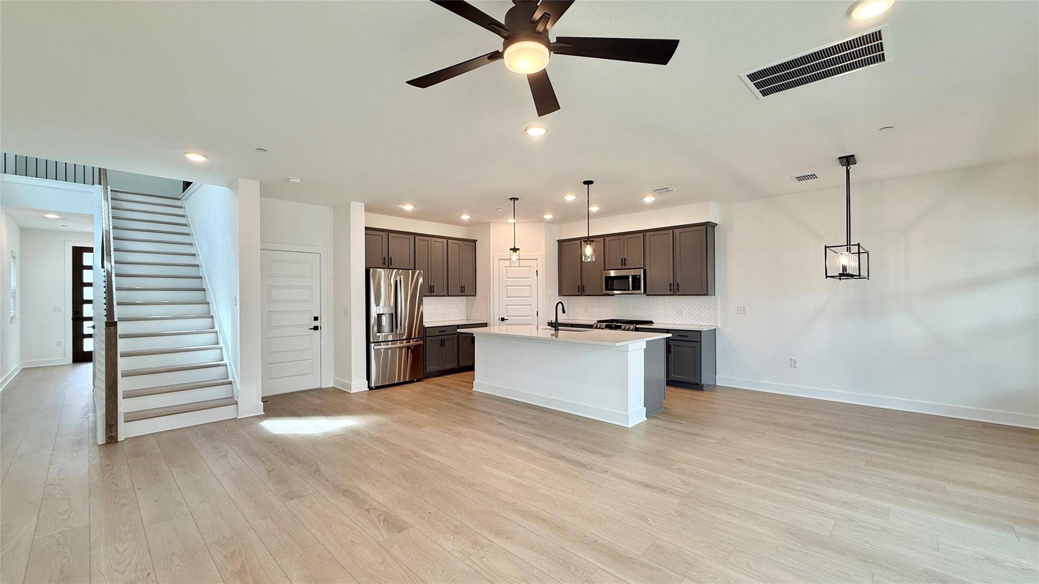 1016 Brickell LOOP #B, Austin, TX 78744