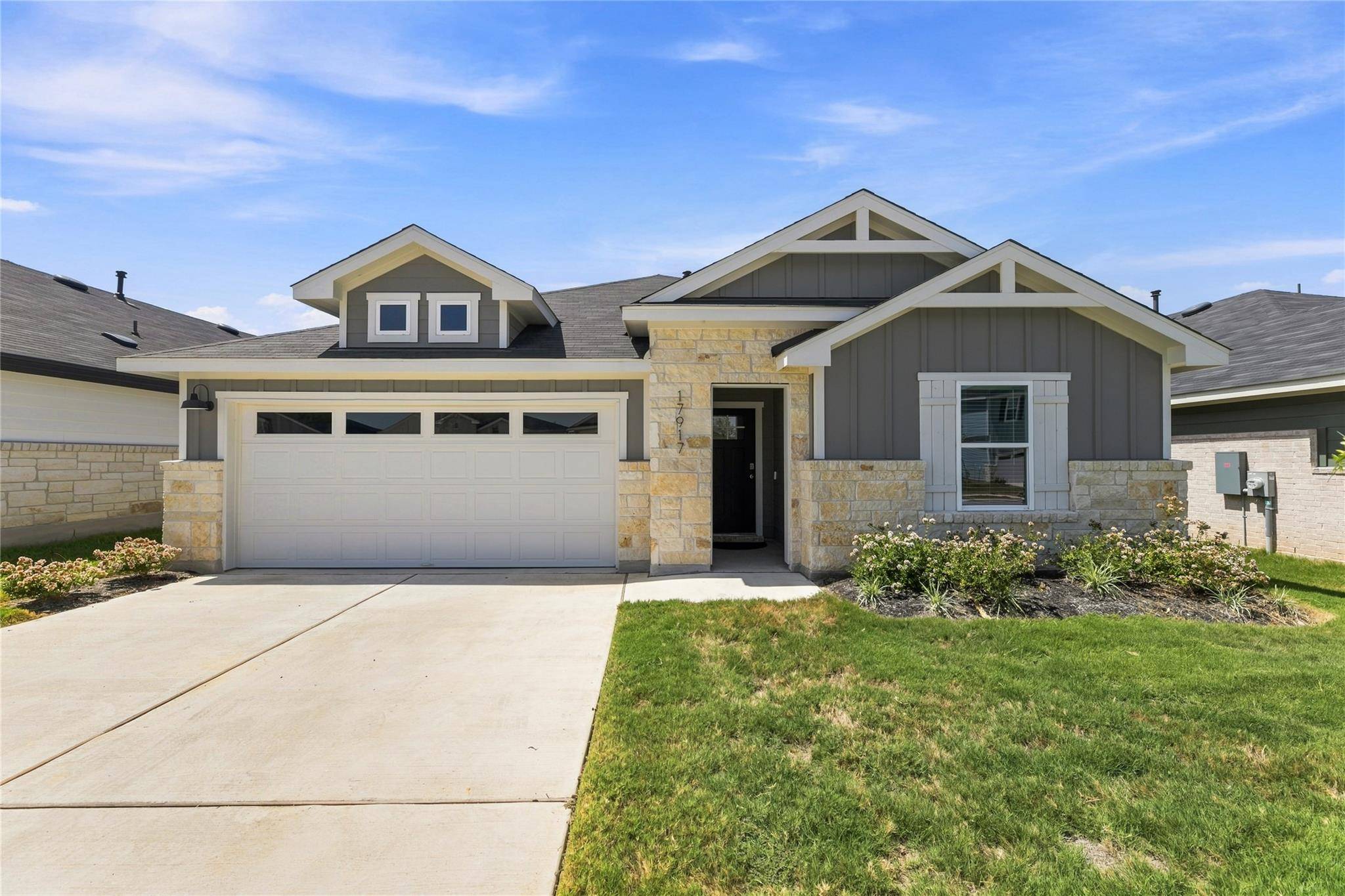 17197 Purple Top LN, Manor, TX 78653