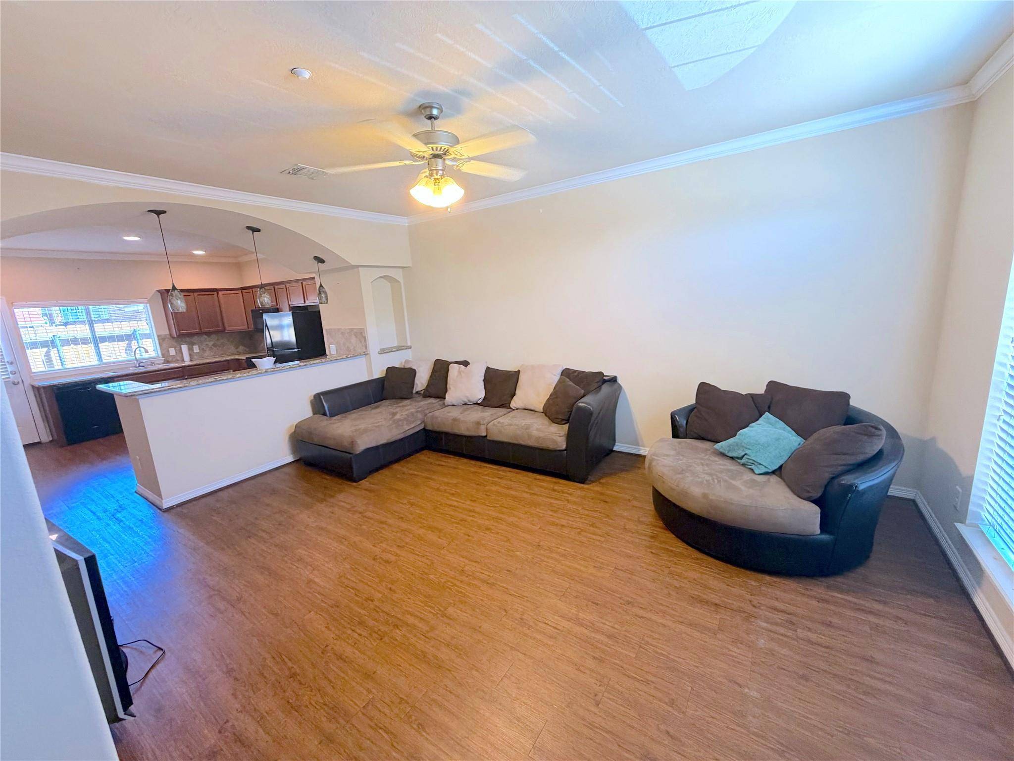 1198 Jones Butler RD #3011, College Station, TX 77840