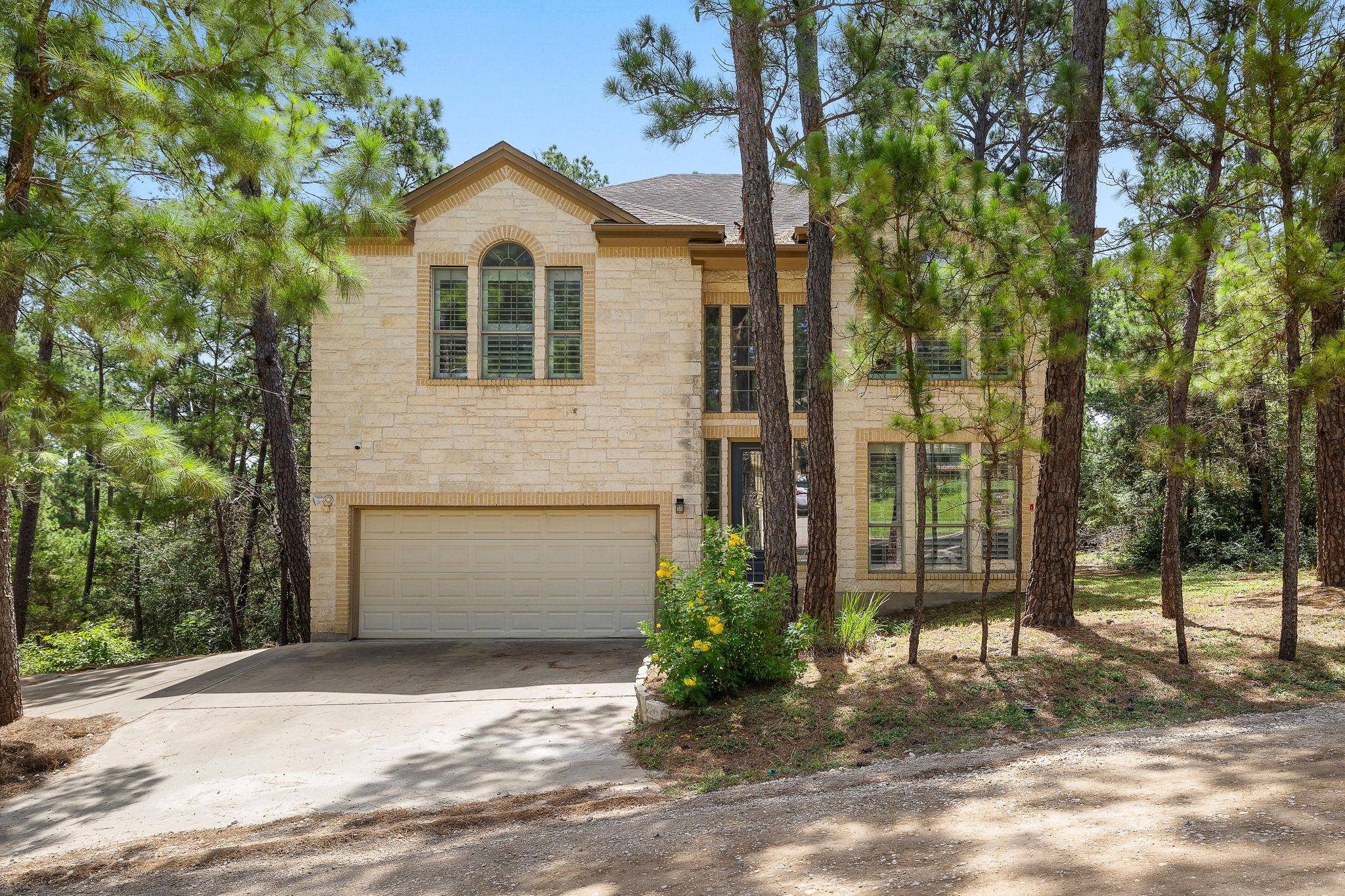 131 Molokini DR, Bastrop, TX 78602