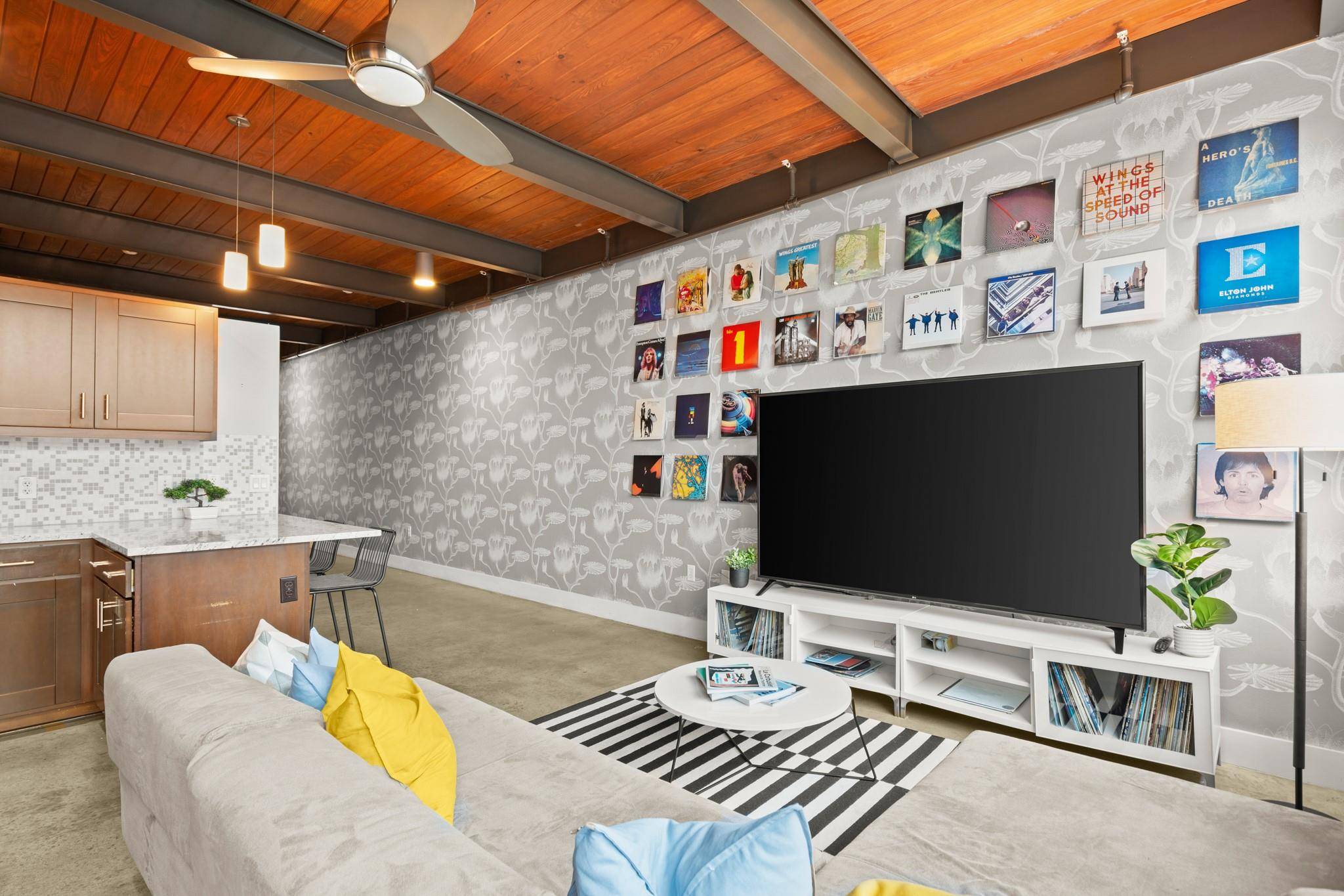2205 N Lamar BLVD #114, Austin, TX 78705