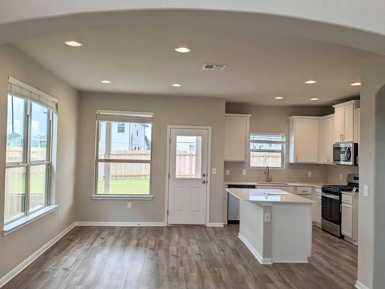 112 Manassas DR, Leander, TX 78641