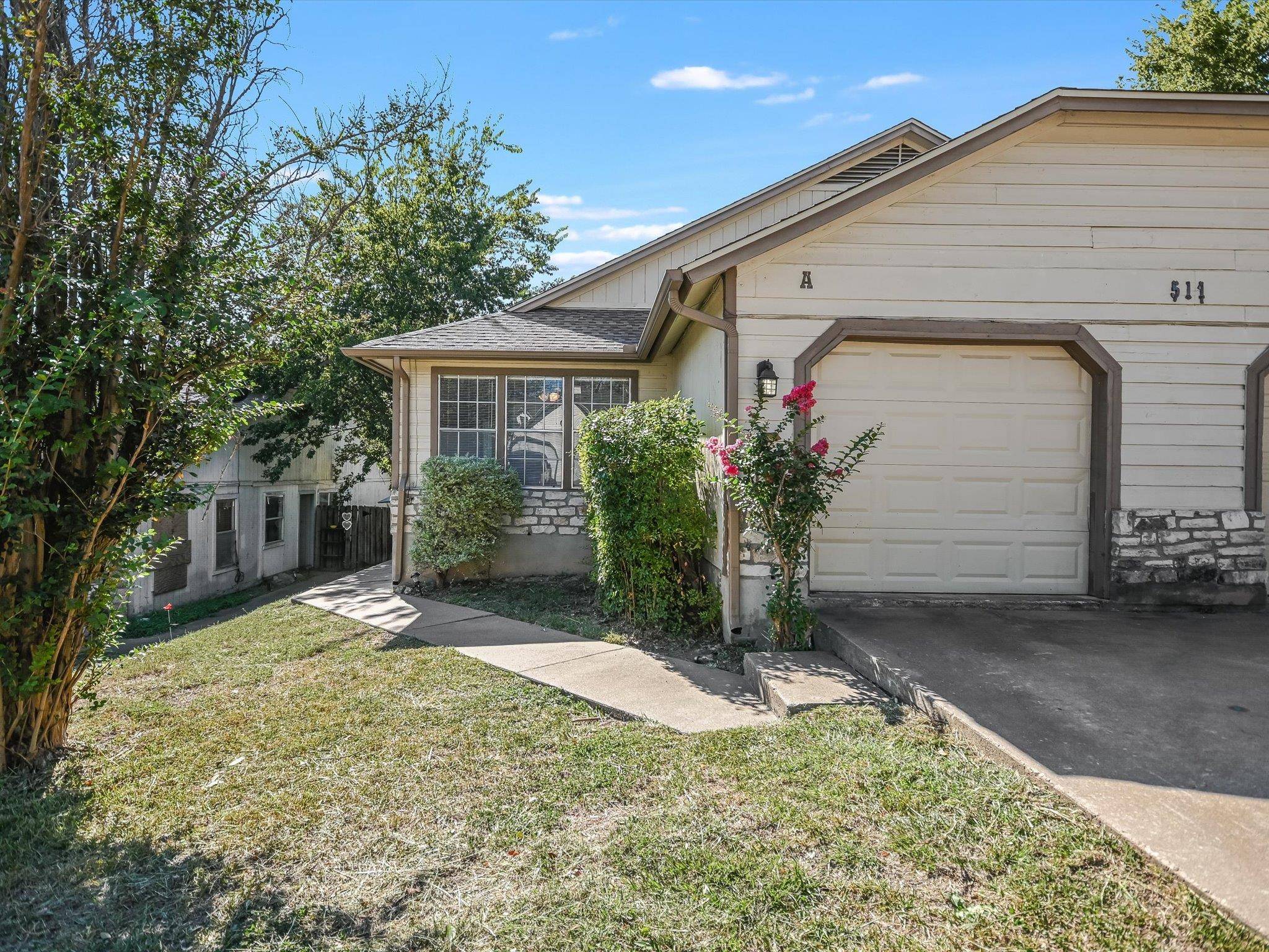 511 Cutty TRL #A, Lakeway, TX 78734