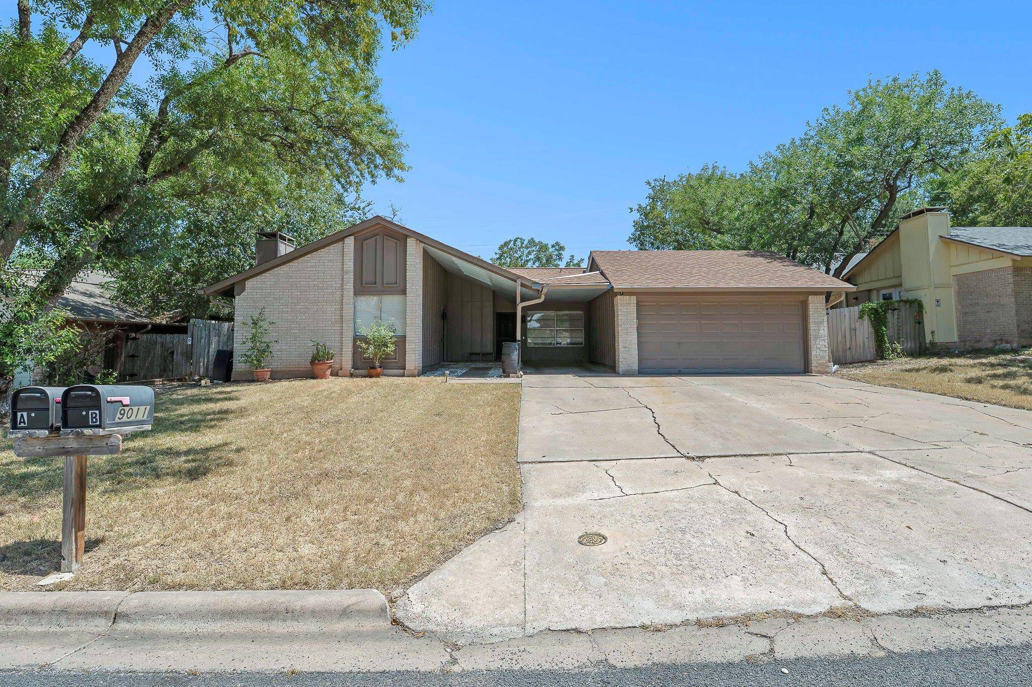 9011 Quail Valley DR #A, Austin, TX 78758