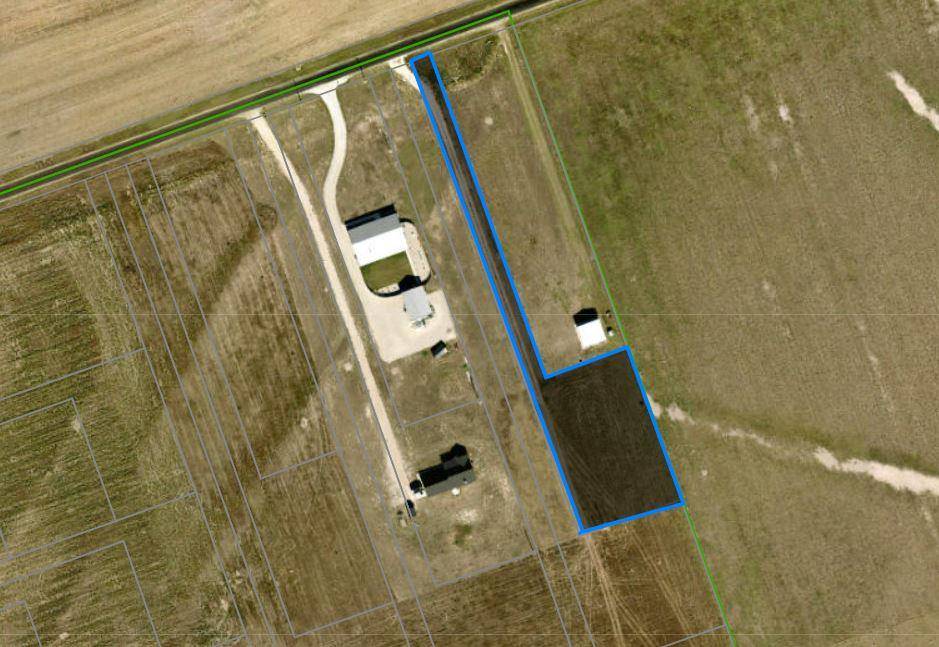 3001 Dolphin (lot 2) DR, Coupland, TX 78615
