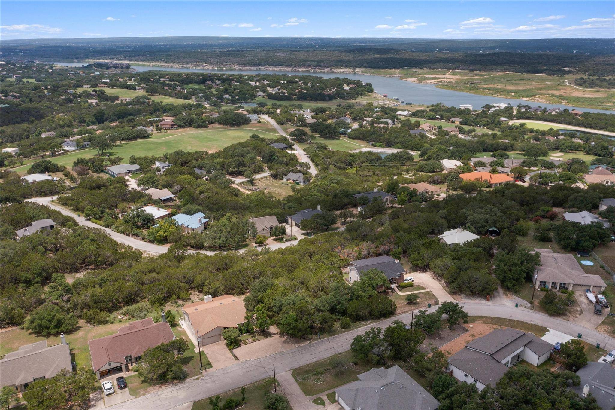 5100 Sundown ST, Lago Vista, TX 78645