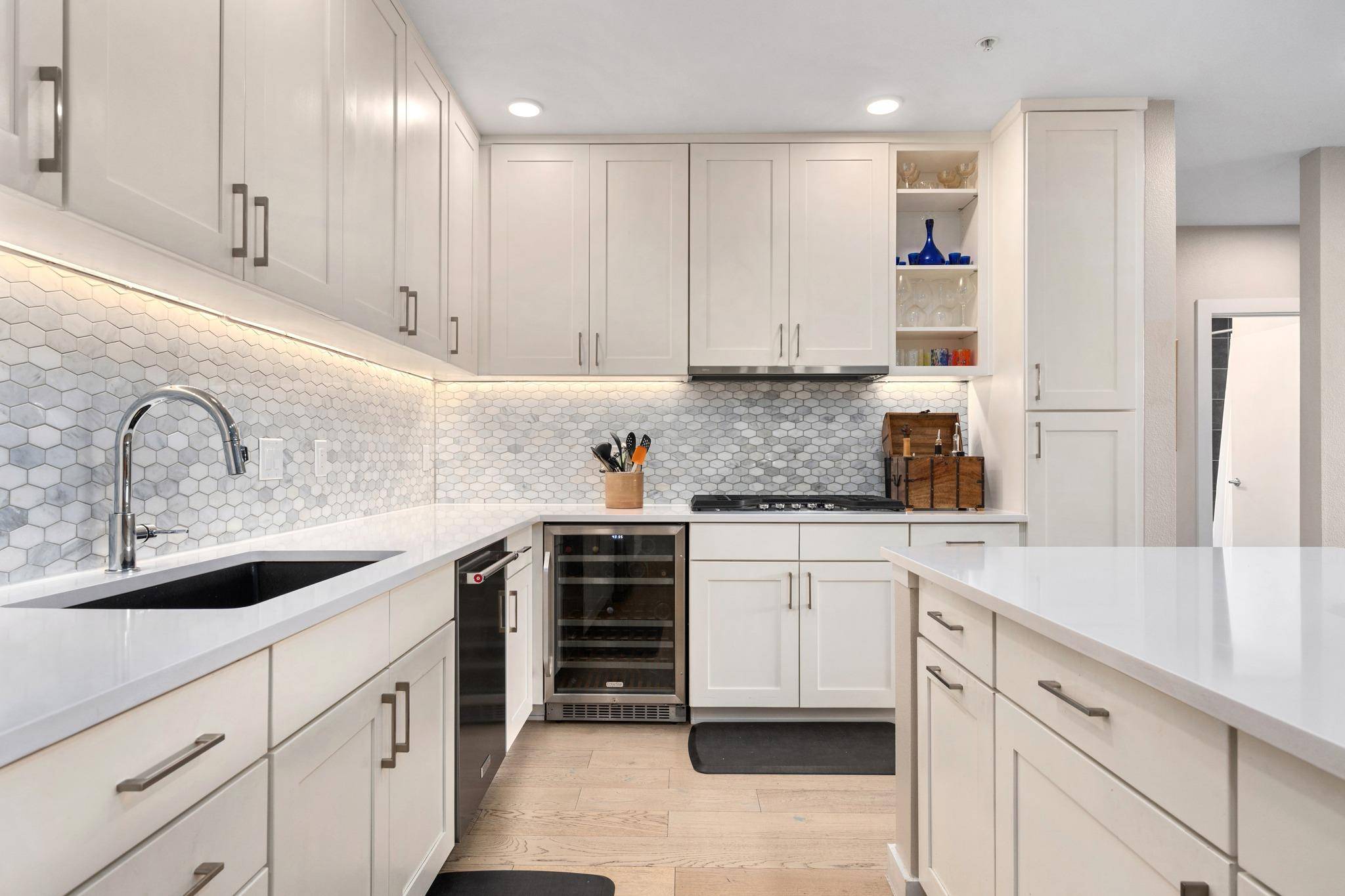 900 S 1st ST #312, Austin, TX 78704