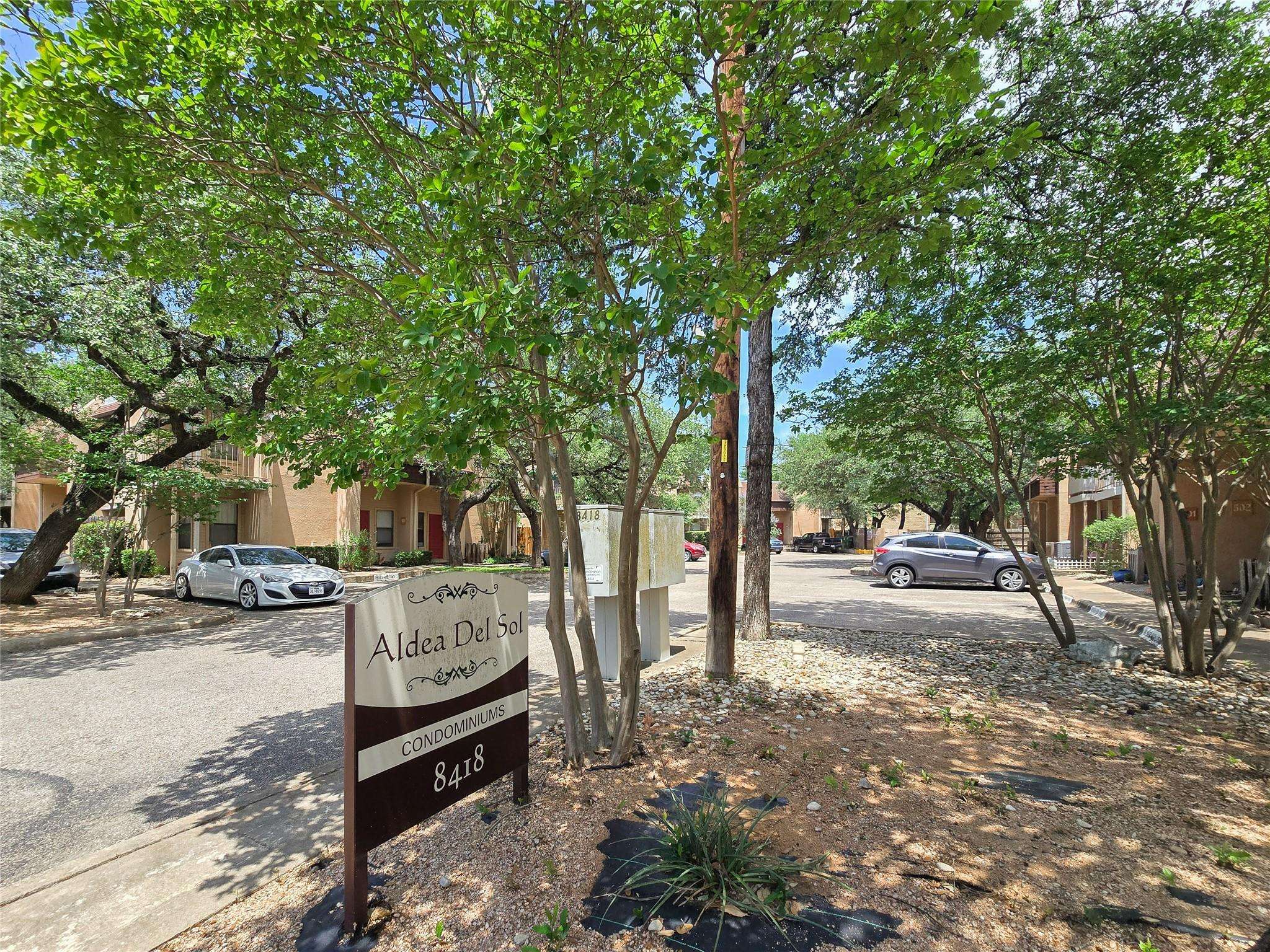 8418 Fathom CIR #103, Austin, TX 78750