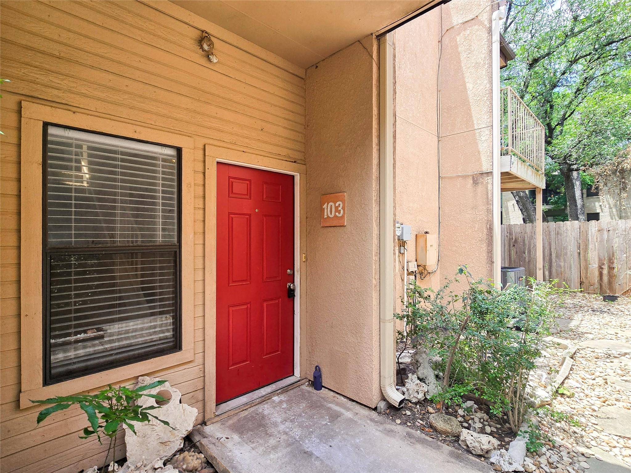 8418 Fathom CIR #103, Austin, TX 78750