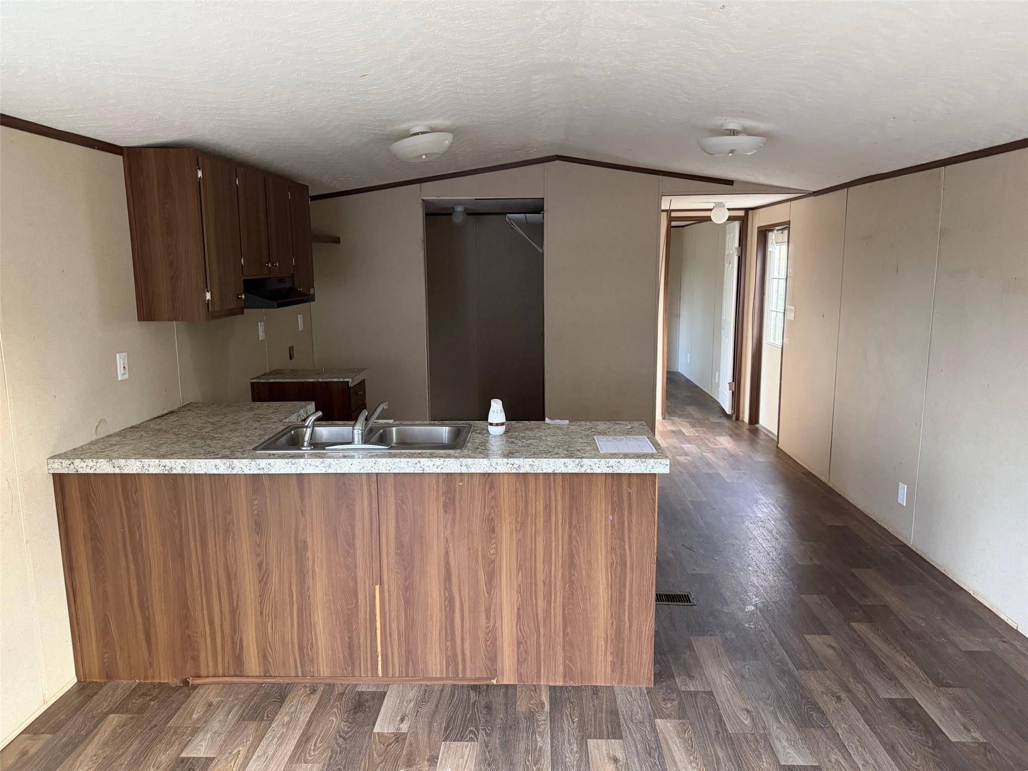 309 Oak Arbor TRL, Del Valle, TX 78617