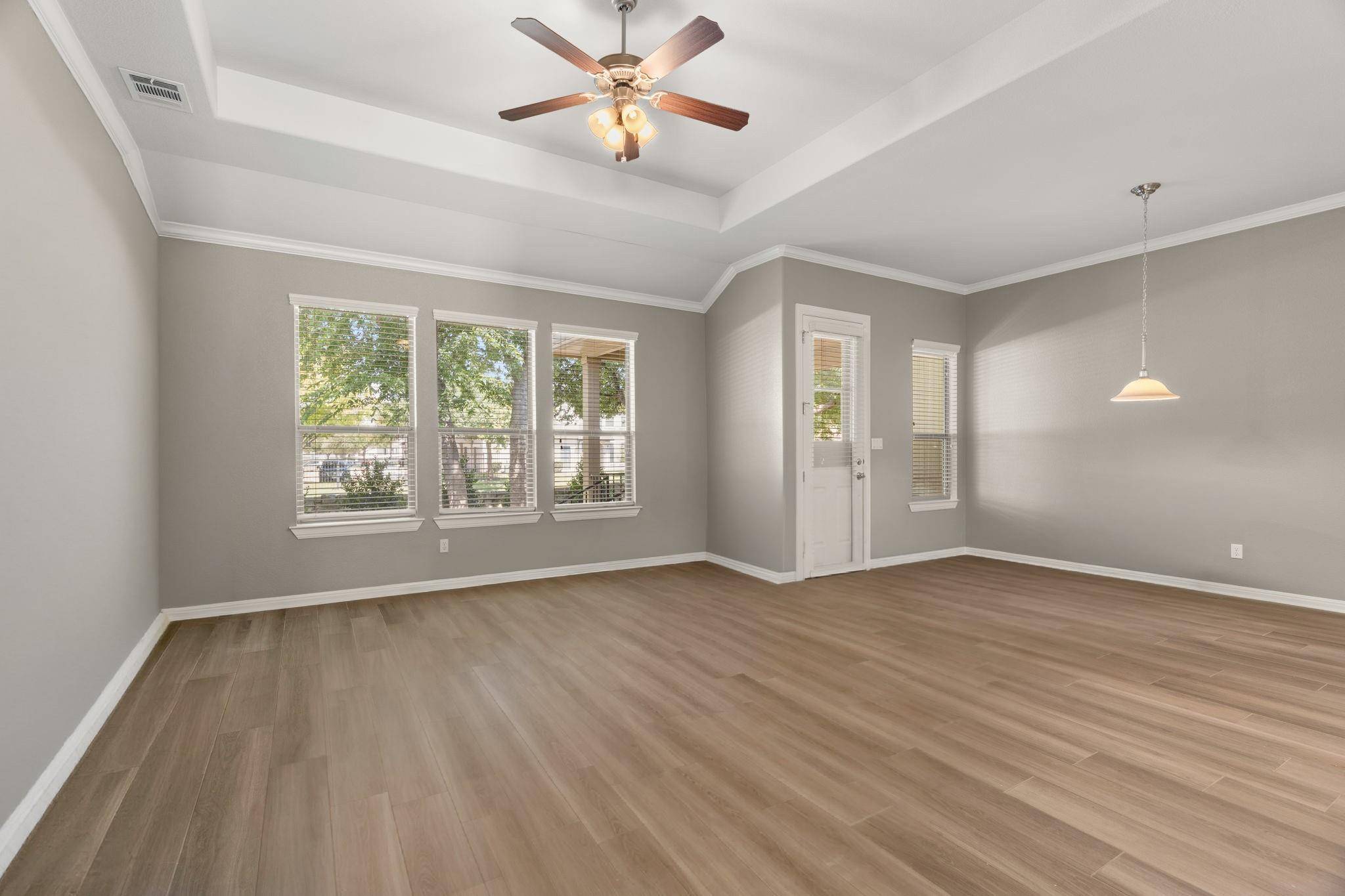 640 Wiltshire DR, Hutto, TX 78634