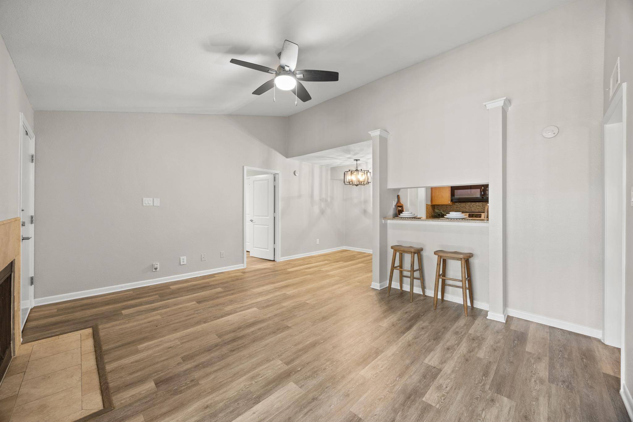 3204 Menchaca RD #104, Austin, TX 78704